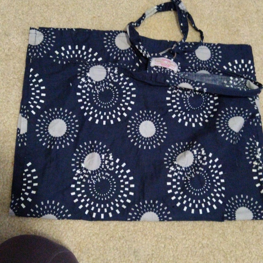 Breastfeeding cover
